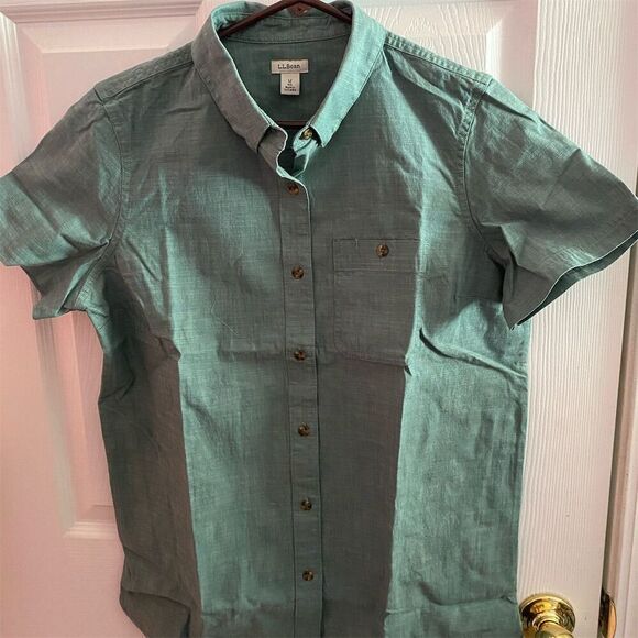 L.L. Bean Tops - L.L. Bean Women's M Green Button-Up Shirt Short Sleeve Casual Top